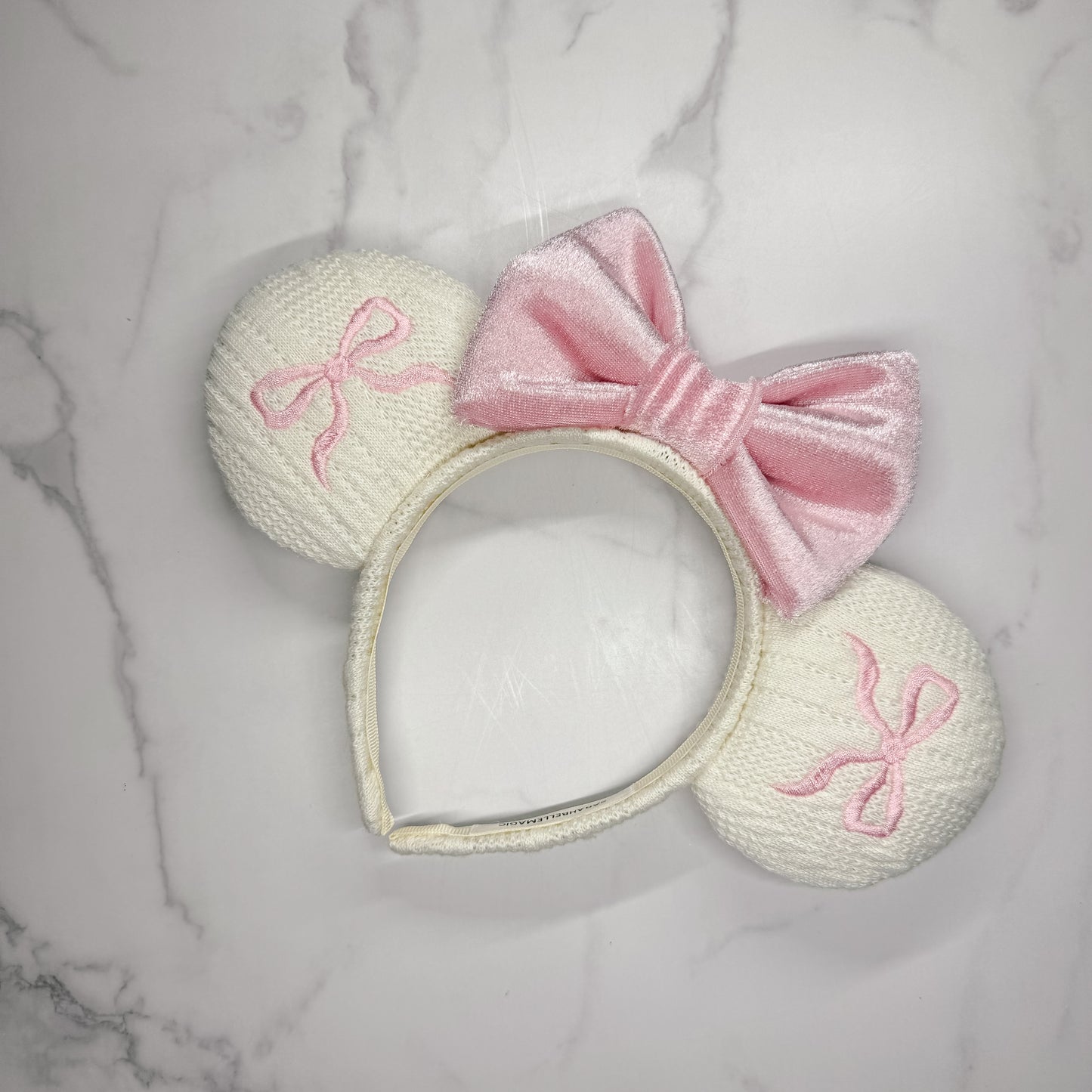 Embroidered Coquette Wide Bows with Middle Pink Bow